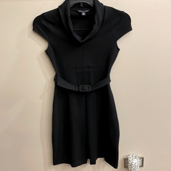 BANANA REPUBLIC cowl neck ponte stretch BELTED DRESS cap sleeve BLACK pleat XS - Picture 1 of 12
